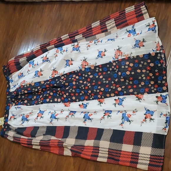 Anthropologie Let me be contrast floral BOHO red blue white maxi skirt XS - Picture 6 of 8
